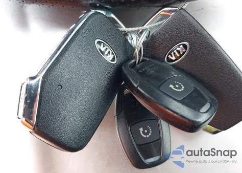 2021 Kia Forte Gt-Line из США, поврежденный, VIN 3KPF34AD0ME298301